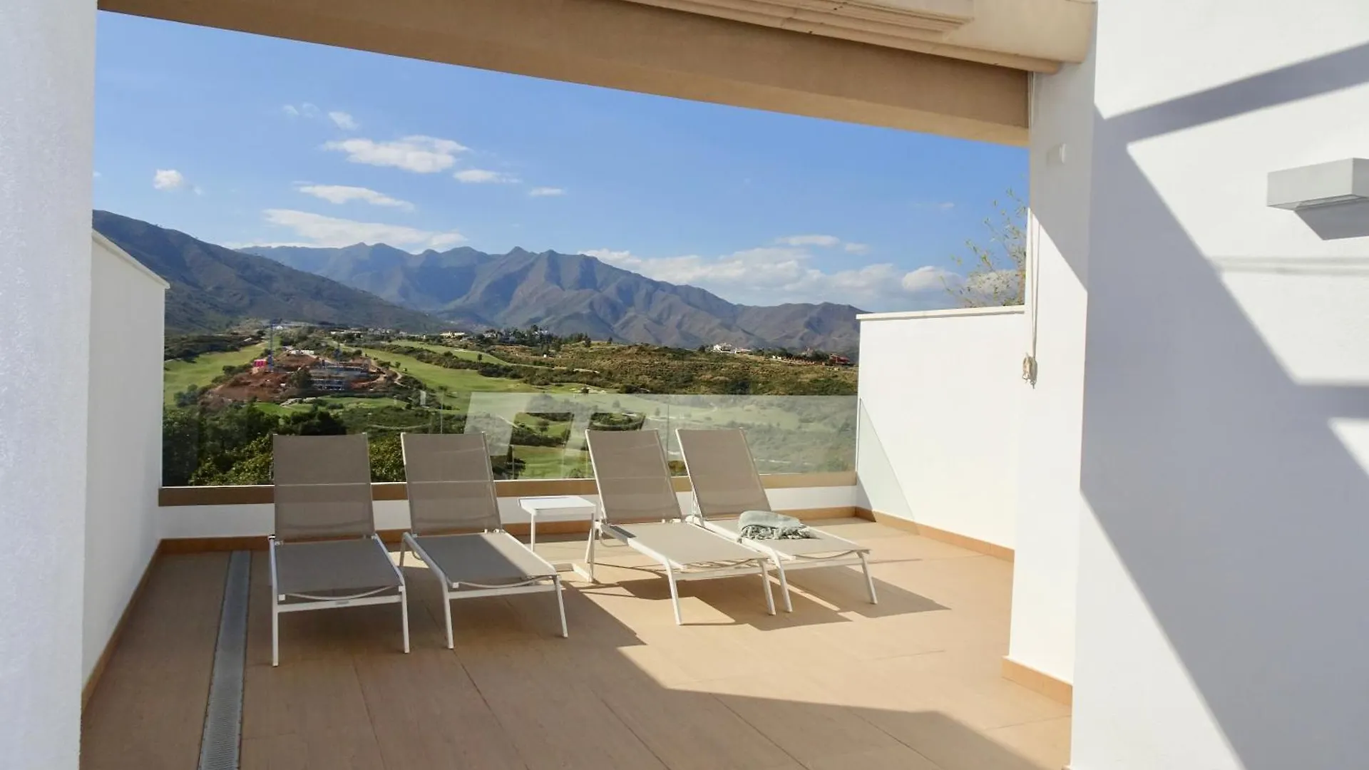 Maison Elegante Au Coeur Du Golf De La Cala La Cala De Mijas Holiday home